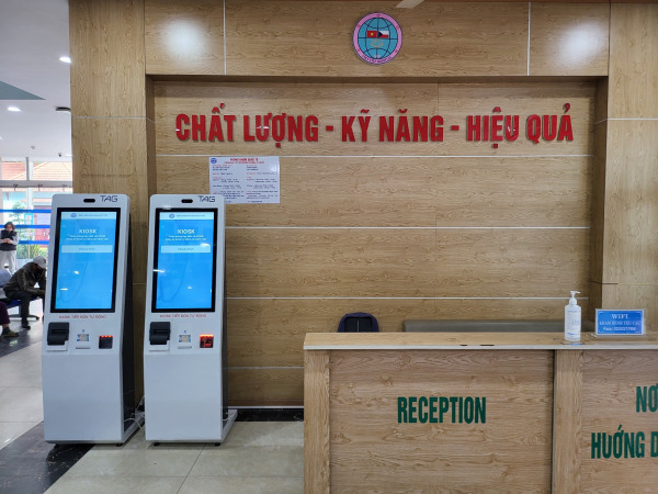 Kiosk tiếp đón BV Việt - Tiệp Hải Phòng 3