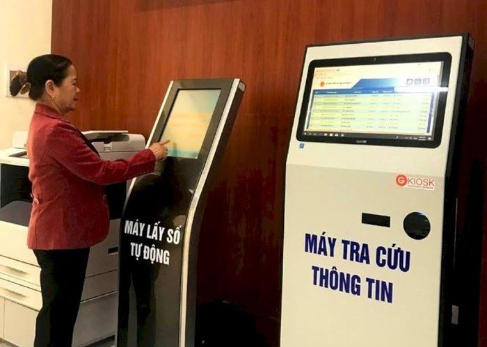 Hà Nội: Thực hiện dịch vụ công qua Kiosk tự động