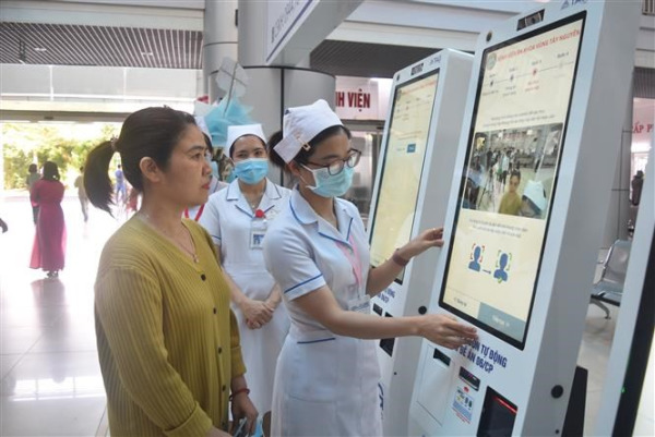 Đắk Lắk: Triển khai khám chữa bệnh sử dụng sinh trắc học, Kiosk tự phục vụ