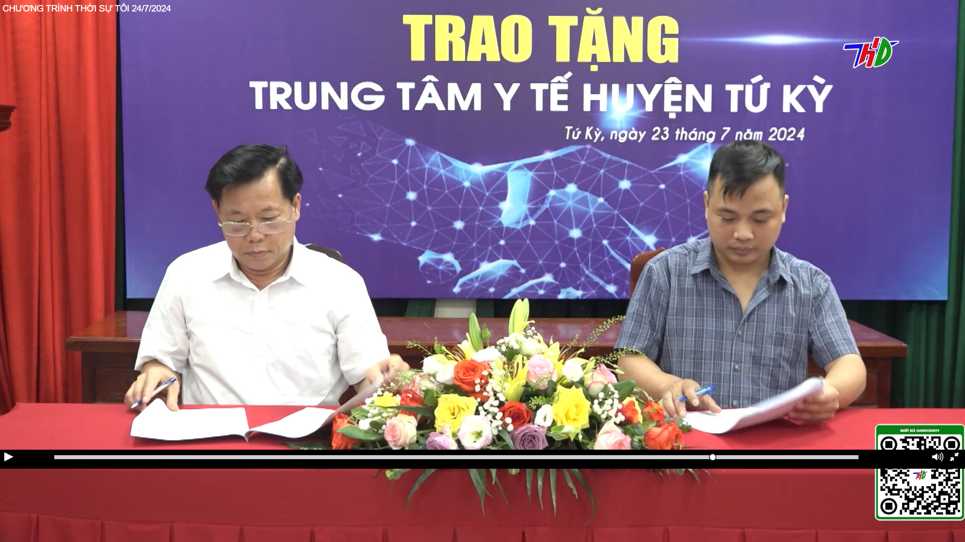 Trao tặng Kiosk tự phục vụ cho Trung tâm y tế Huyện Tứ Kỳ